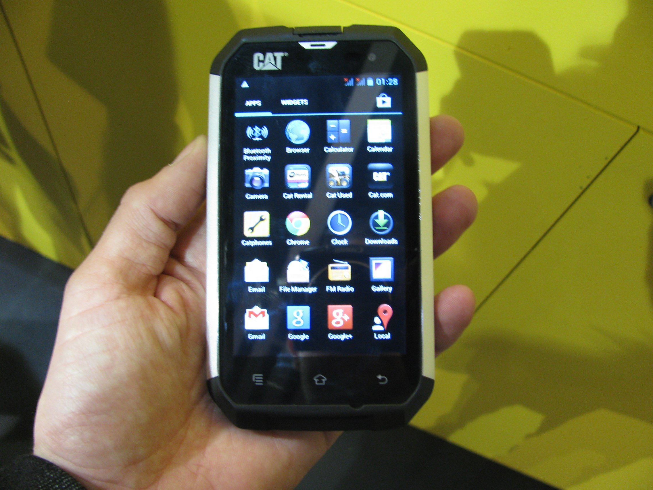 CAT B15, smartphone Android de Caterpillar #MWC2013